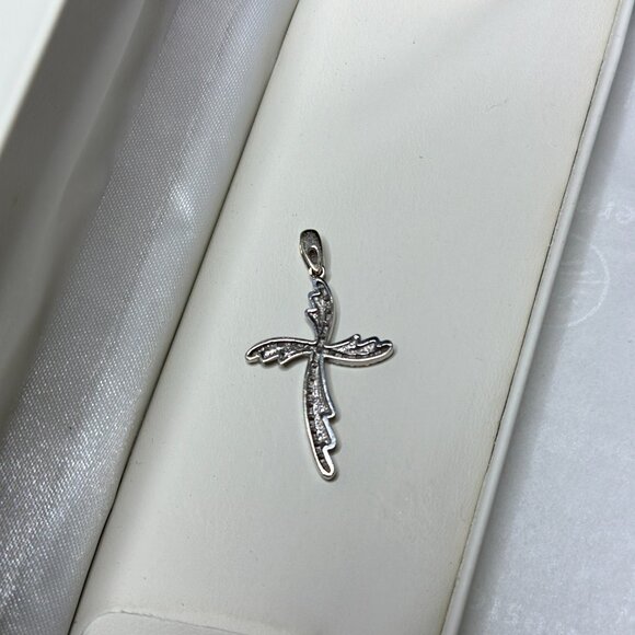 10K Solid White Gold Cross Pendant Diamonds Twist Design - Picture 3 of 6